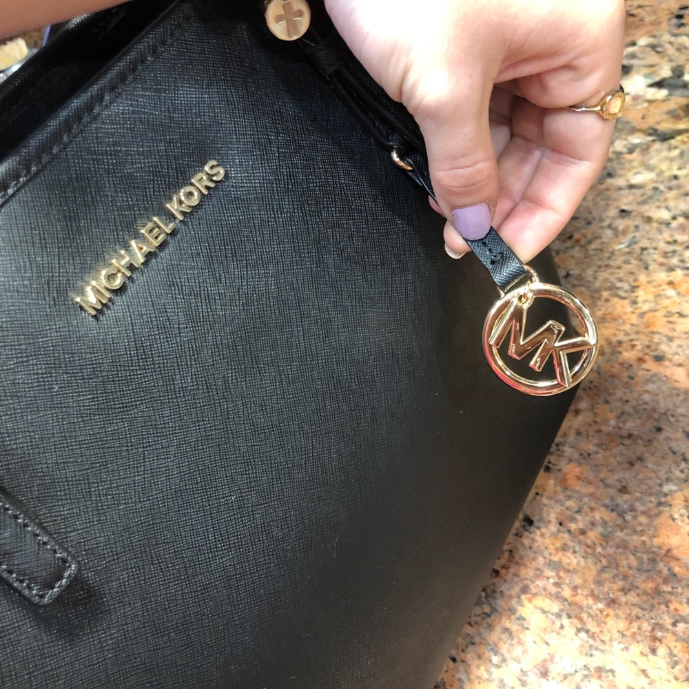 Pristine Large Michael Kors Tote - image 5